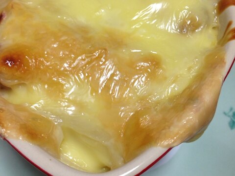 チーズたっぷり！えびのマカロニグラタン